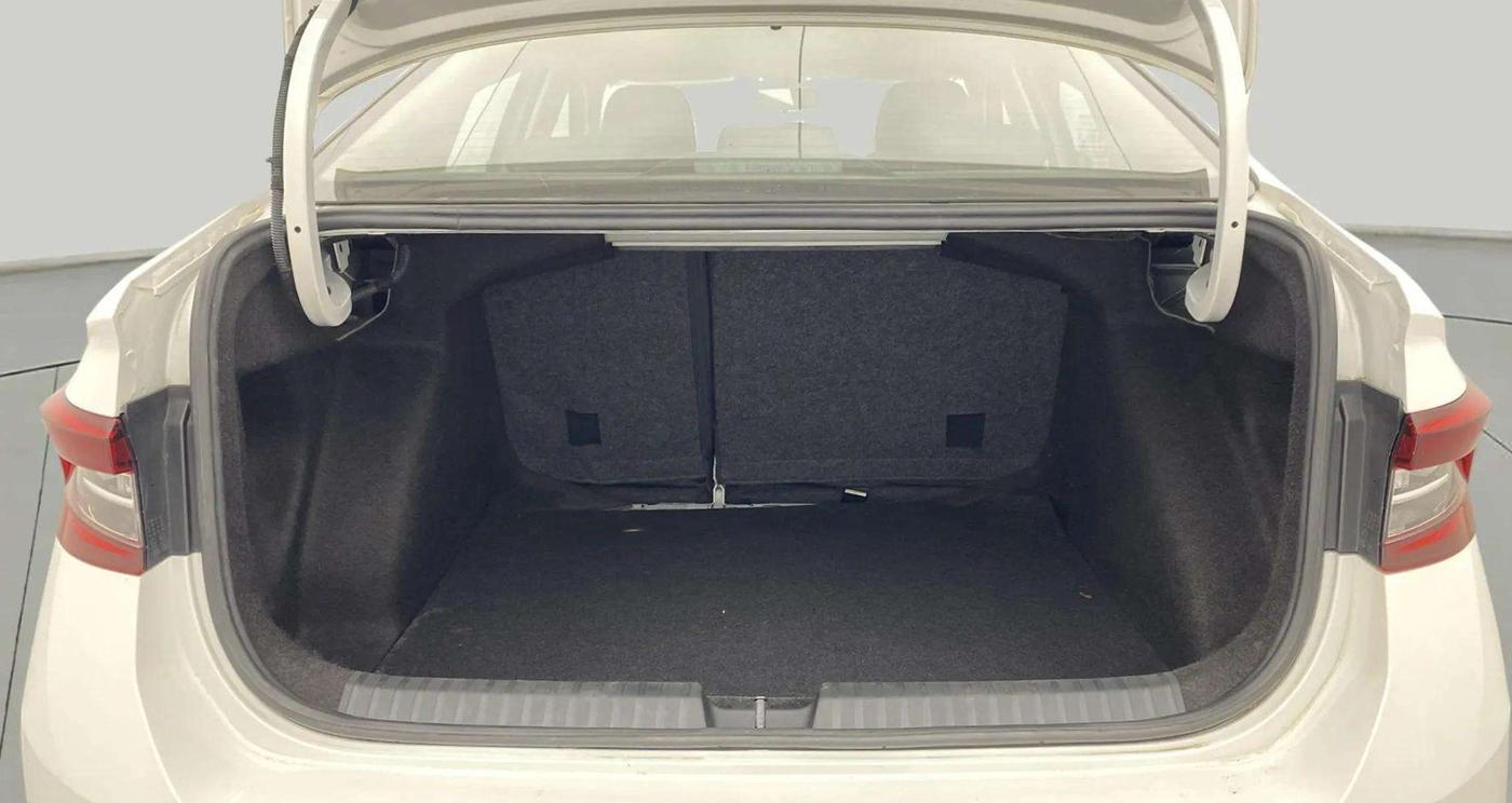 2023 Skoda SLAVIA AMBITION 1.0L TSI MT, Petrol, Manual, 28,961 km, Boot Open Zoomed View