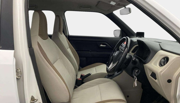 2019 Maruti New Wagon-R VXI 1.2, Petrol, Manual, 54,443 km, Right Side Front Door Cabin