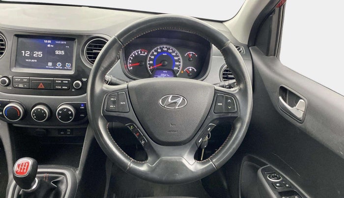 2018 Hyundai Grand i10 SPORTZ 1.2 KAPPA VTVT DUAL TONE, Petrol, Manual, 28,071 km, Steering Wheel Close Up