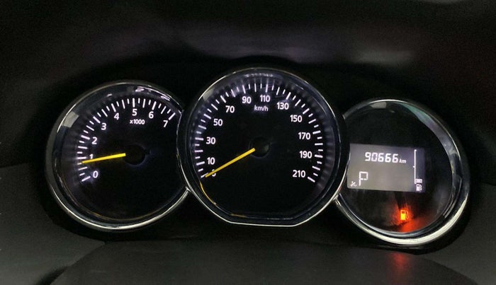 2018 Renault Duster RXS CVT, CNG, Automatic, 90,653 km, Odometer Image