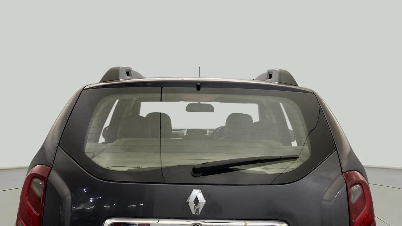 2018 Renault Duster RXS CVT, CNG, Automatic, 90,552 km, Rear Windshield
