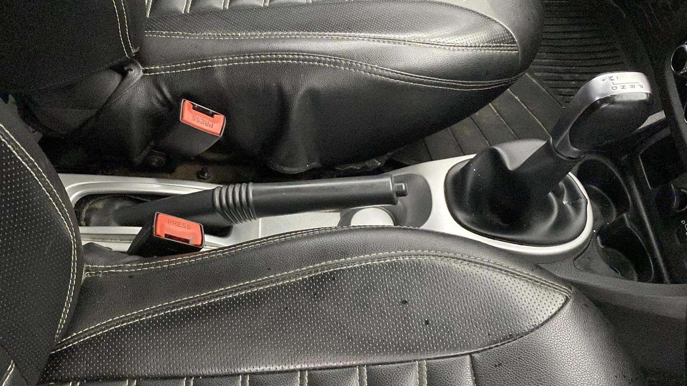 2018 Renault Duster RXS CVT, CNG, Automatic, 90,552 km, Gear Lever