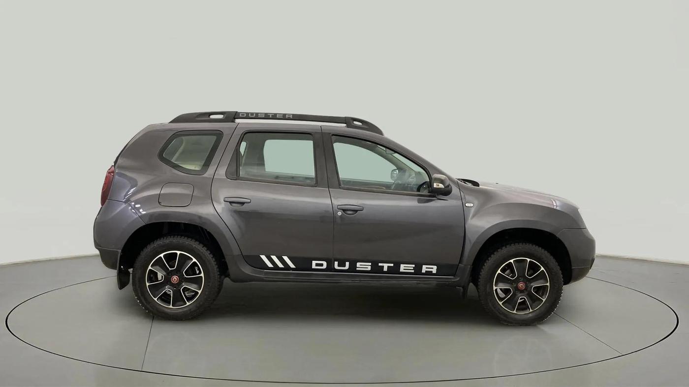 2018 Renault Duster RXS CVT, CNG, Automatic, 90,552 km, Right Side View