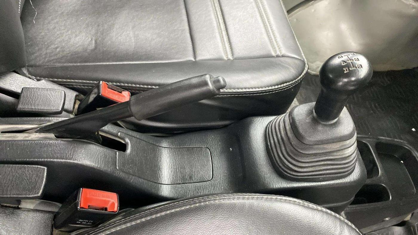2022 Maruti Eeco 5 STR AC (O), Petrol, Manual, 35,396 km, Gear Lever