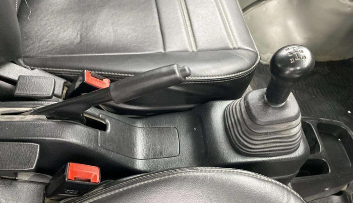 2022 Maruti Eeco 5 STR AC (O), Petrol, Manual, 35,396 km, Gear Lever