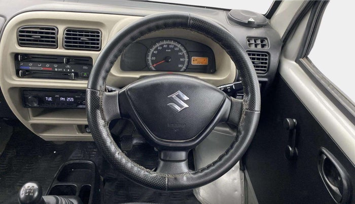 2022 Maruti Eeco 5 STR AC (O), Petrol, Manual, 35,396 km, Steering Wheel Close Up