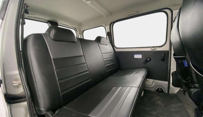 2022 Maruti Eeco 5 STR AC (O), Petrol, Manual, 35,396 km, Right Side Rear Door Cabin