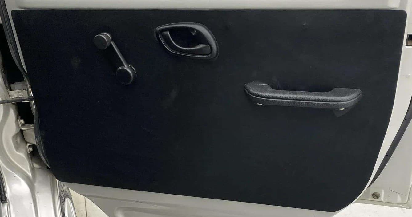 2022 Maruti Eeco 5 STR AC (O), Petrol, Manual, 35,396 km, Driver Side Door Panels Control