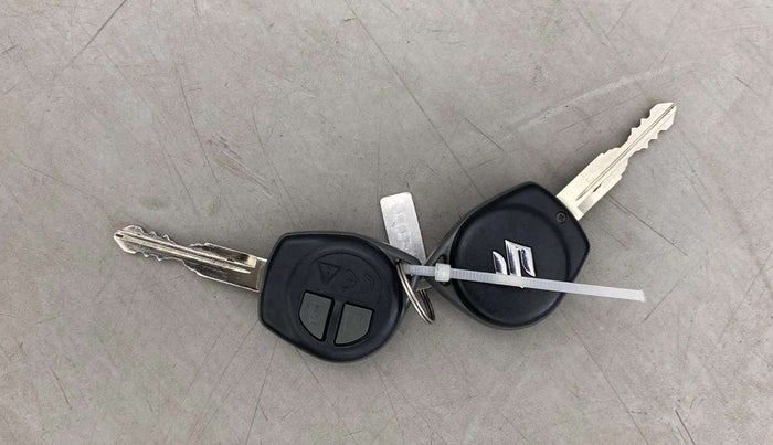 2024 Maruti FRONX SIGMA 1.2 MT, Petrol, Manual, 4,633 km, Key Close Up