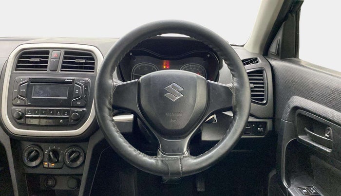 2018 Maruti Vitara Brezza VDI AMT, Diesel, Automatic, 1,07,293 km, Steering Wheel Close Up
