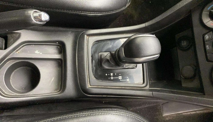 2018 Maruti Vitara Brezza VDI AMT, Diesel, Automatic, 1,07,293 km, Gear Lever