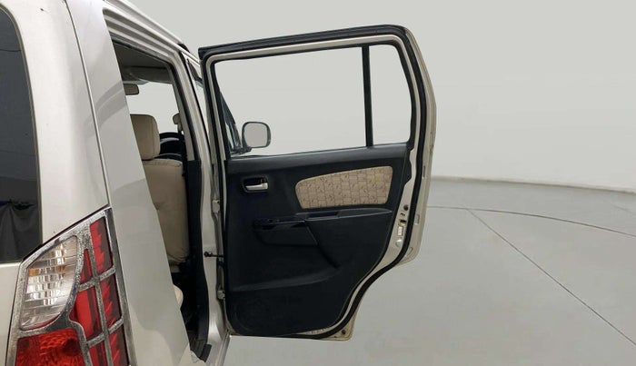 2017 Maruti Wagon R 1.0 VXI, Petrol, Manual, 73,173 km, RHS Rear Door