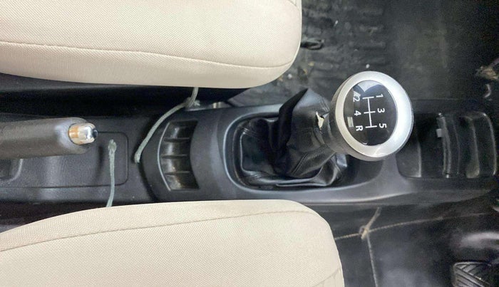 2017 Maruti Wagon R 1.0 VXI, Petrol, Manual, 73,173 km, Gear Lever