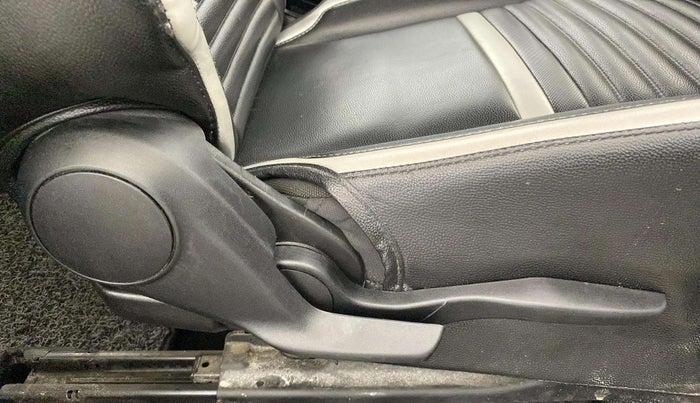 2021 Maruti Baleno ZETA PETROL 1.2, Petrol, Manual, 36,176 km, Driver Side Adjustment Panel