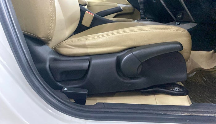 2017 Honda City 1.5L I-VTEC VX, Petrol, Manual, 43,229 km, Driver Side Adjustment Panel