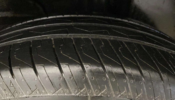 2024 Tata PUNCH ADVENTURE RHYTHM CNG, CNG, Manual, 31,817 km, Left Rear Tyre Tread