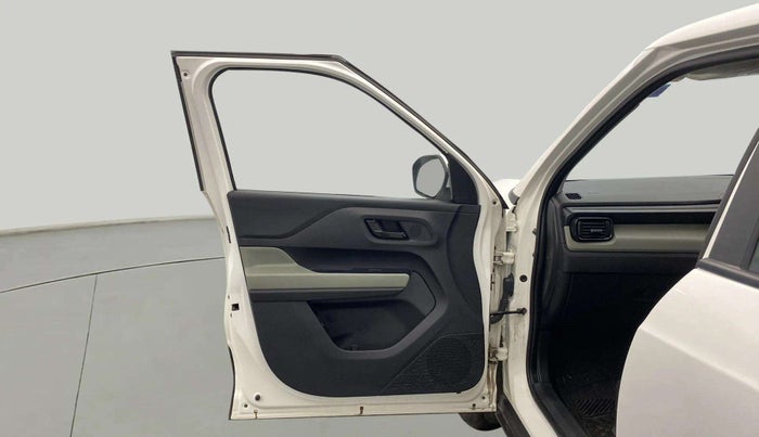 2024 Tata PUNCH ADVENTURE RHYTHM CNG, CNG, Manual, 31,817 km, LHS Front Door