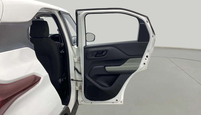 2024 Tata PUNCH ADVENTURE RHYTHM CNG, CNG, Manual, 31,817 km, RHS Rear Door