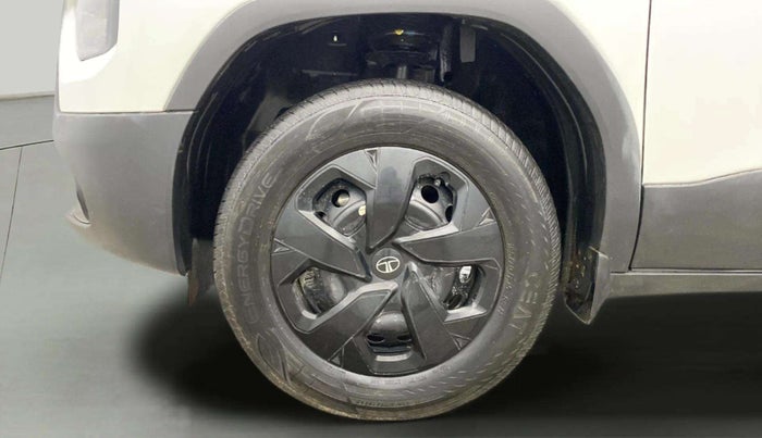 2024 Tata PUNCH ADVENTURE RHYTHM CNG, CNG, Manual, 31,817 km, Left Front Wheel