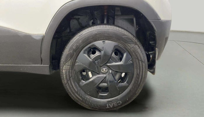 2024 Tata PUNCH ADVENTURE RHYTHM CNG, CNG, Manual, 31,817 km, Left Rear Wheel
