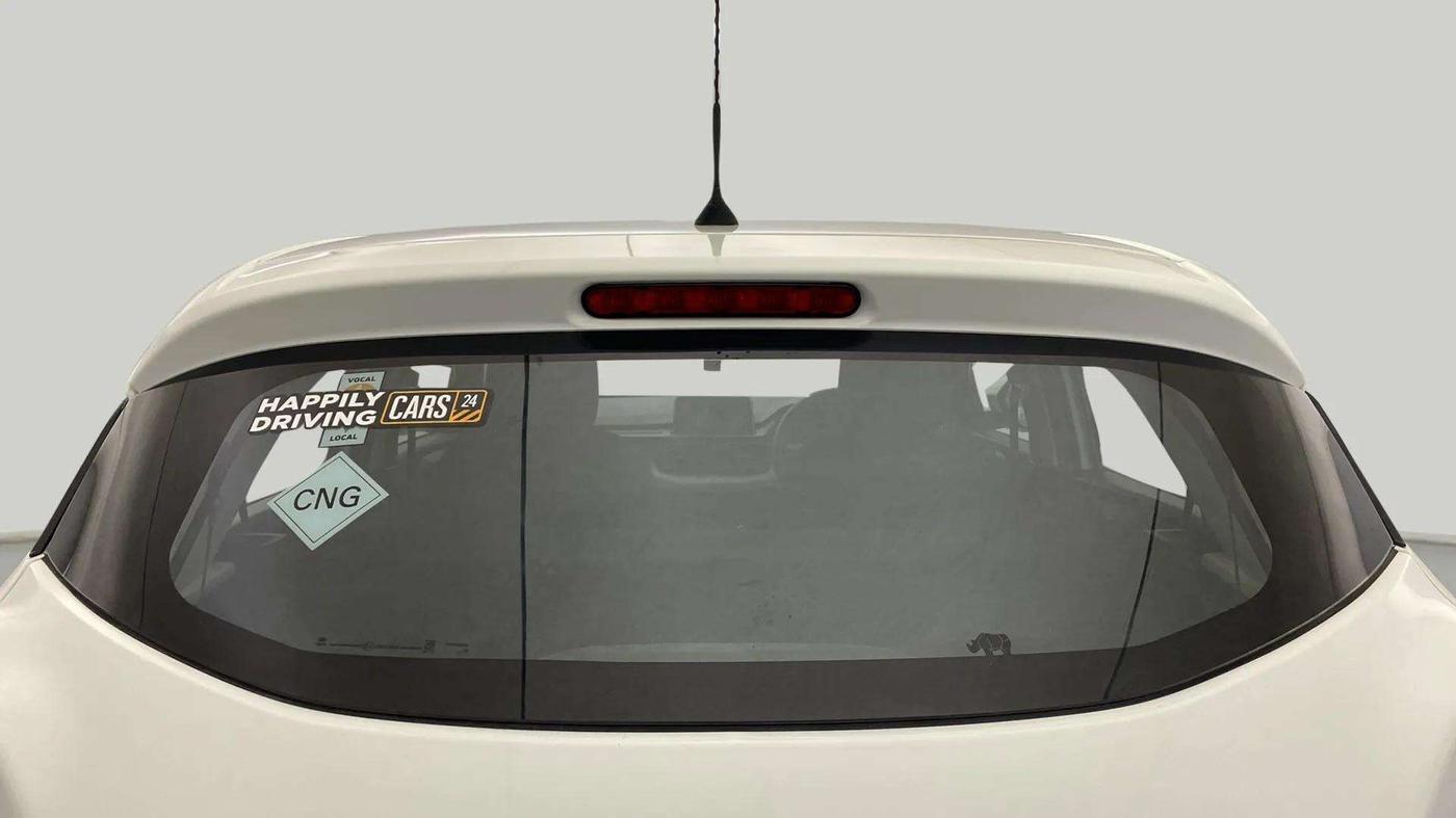 2024 Tata PUNCH ADVENTURE RHYTHM CNG, CNG, Manual, 31,817 km, Rear Windshield