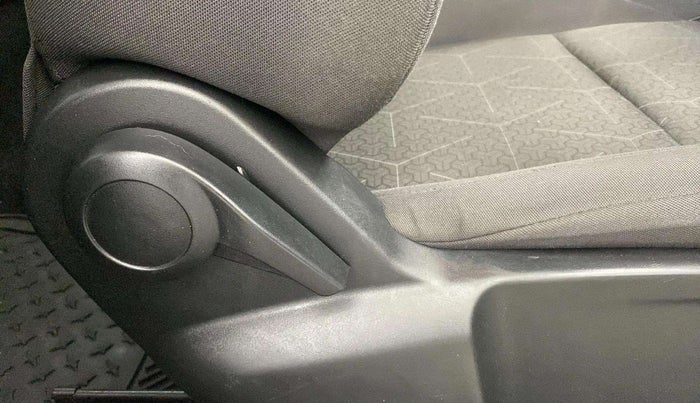 2024 Tata PUNCH ADVENTURE RHYTHM CNG, CNG, Manual, 31,817 km, Driver Side Adjustment Panel