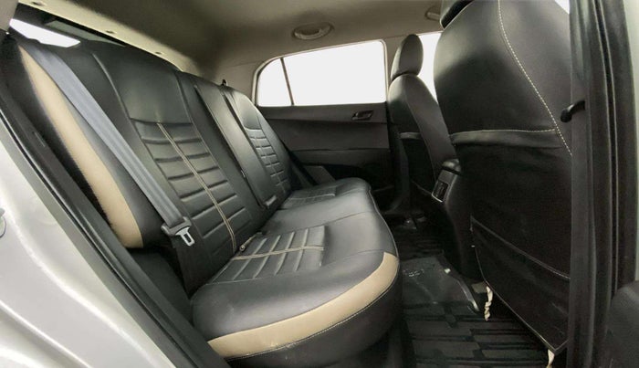 2016 Hyundai Creta E PLUS 1.6 PETROL, Petrol, Manual, 45,265 km, Right Side Rear Door Cabin