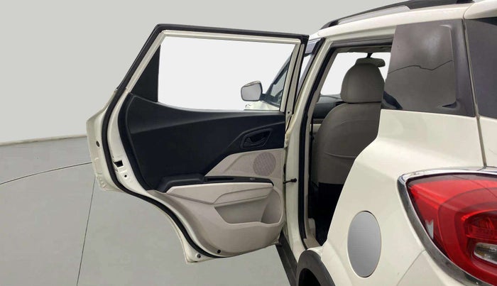 2021 Mahindra XUV300 W6 1.2 PETROL, Petrol, Manual, 60,798 km, LHS Rear Door