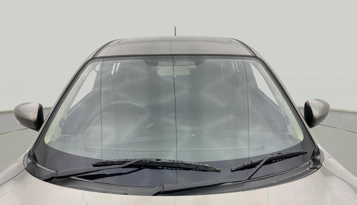 2022 Maruti Dzire VXI, Petrol, Manual, 45,207 km, Front Windshield