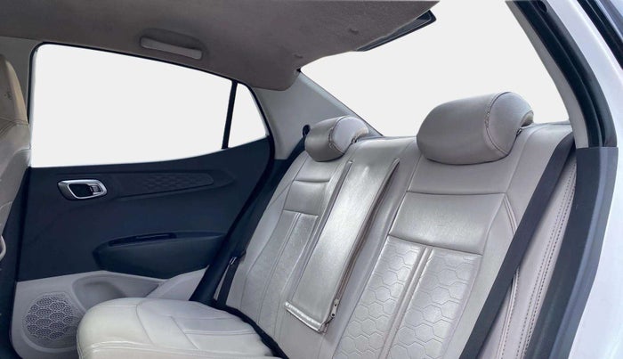 2020 Hyundai AURA SX 1.2, Petrol, Manual, 50,607 km, Right Side Rear Door Cabin