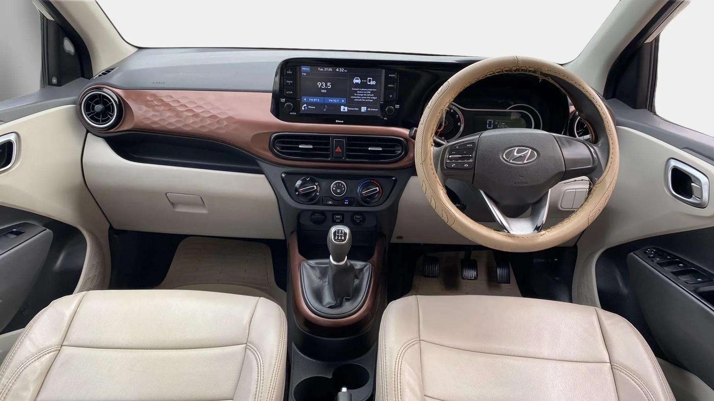 2020 Hyundai AURA SX 1.2, Petrol, Manual, 50,607 km, Dashboard
