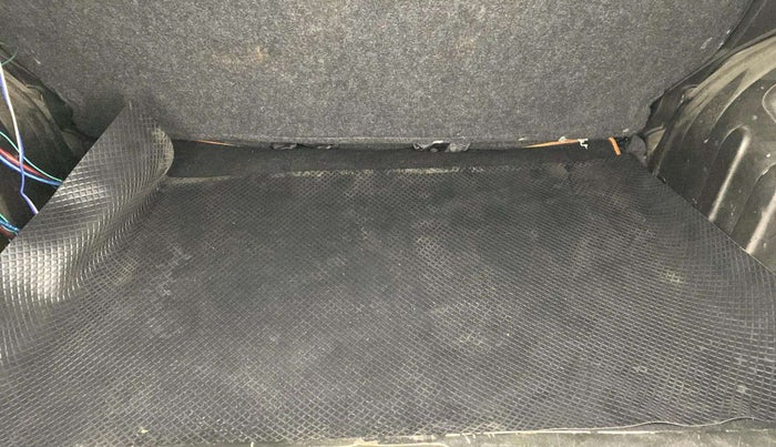 2017 Renault Kwid CLIMBER 1.0 AMT, Petrol, Automatic, 48,490 km, Boot Open Zoomed View