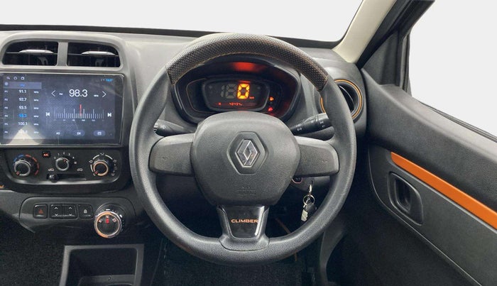 2017 Renault Kwid CLIMBER 1.0 AMT, Petrol, Automatic, 48,490 km, Steering Wheel Close Up