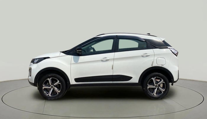 2022 Tata NEXON XZA PLUS (PREMIUM) PETROL, Petrol, Automatic, 50,423 km, Left Side