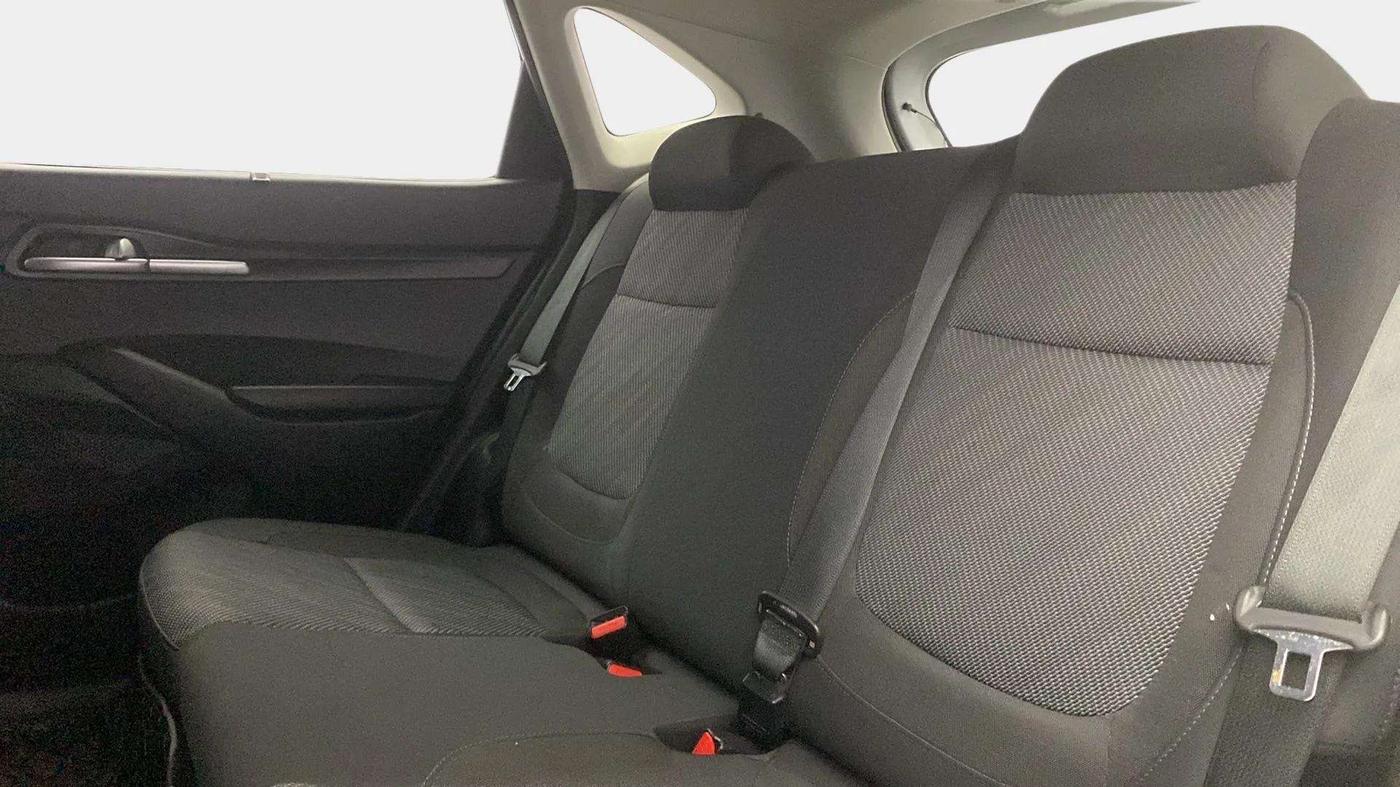 2023 KIA SELTOS  HTK PLUS 1.5 PETROL MT, Petrol, Manual, 49,531 km, Right Side Rear Door Cabin