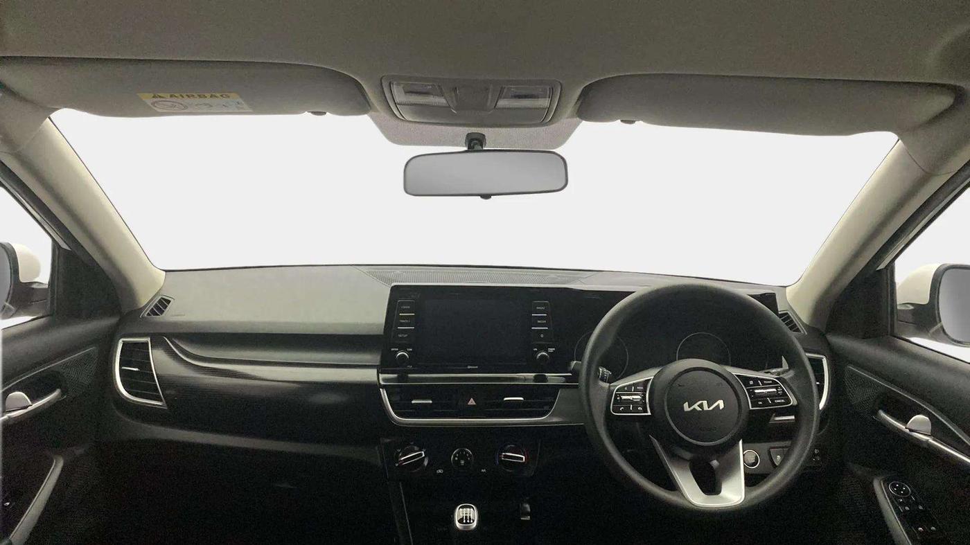 2023 KIA SELTOS  HTK PLUS 1.5 PETROL MT, Petrol, Manual, 49,531 km, Dashboard