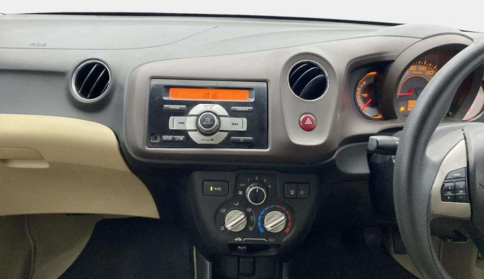 2014 Honda Brio V MT, Petrol, Manual, 24,346 km, Air Conditioner