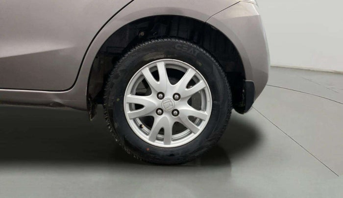 2014 Honda Brio V MT, Petrol, Manual, 24,346 km, Left Rear Wheel