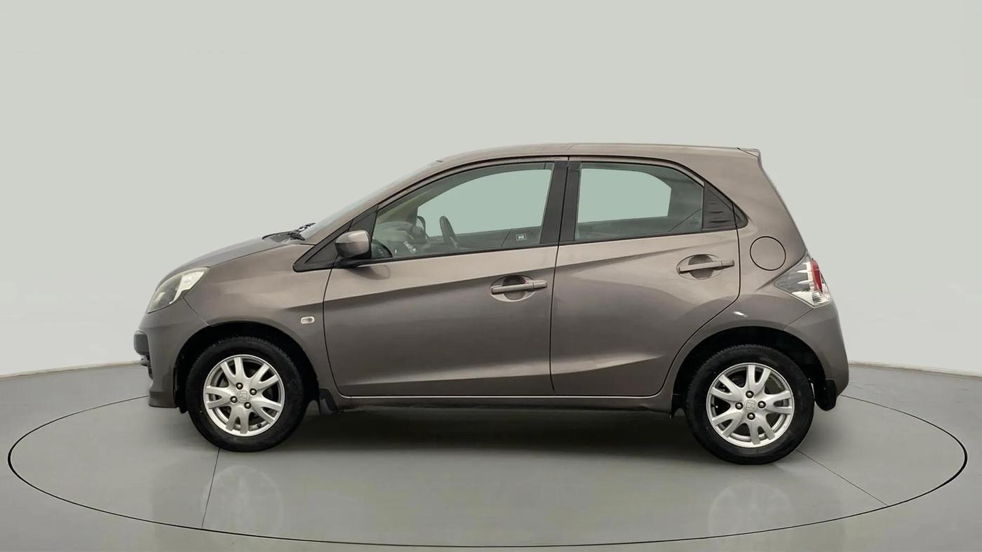 2014 Honda Brio V MT, Petrol, Manual, 24,346 km, Left Side
