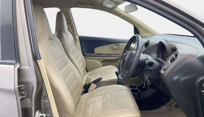 2014 Honda Brio V MT, Petrol, Manual, 24,346 km, Right Side Front Door Cabin