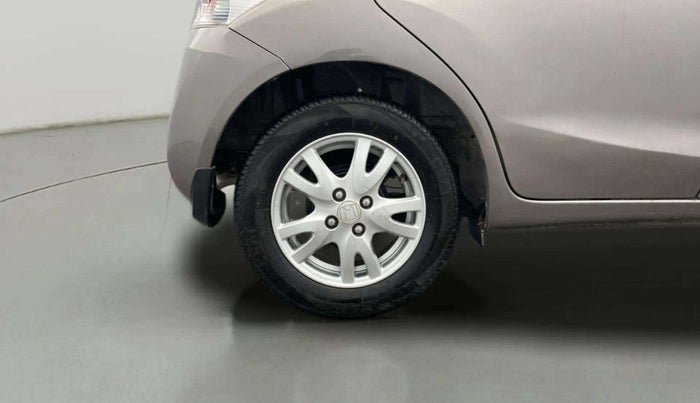 2014 Honda Brio V MT, Petrol, Manual, 24,346 km, Right Rear Wheel