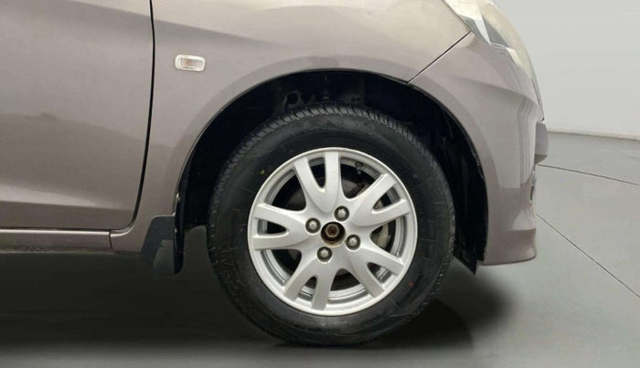 2014 Honda Brio V MT, Petrol, Manual, 24,346 km, Right Front Wheel