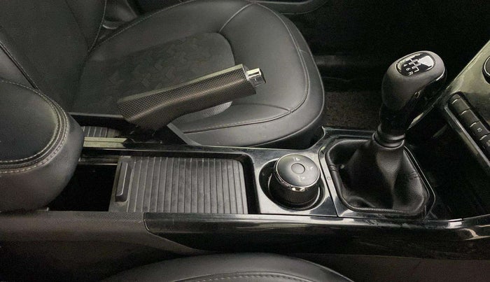2022 Tata NEXON XZ PLUS (O) PETROL DARK EDITION, Petrol, Manual, 56,100 km, Gear Lever