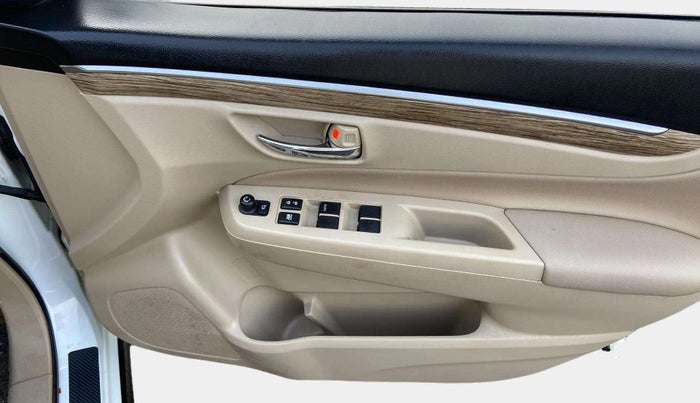 2021 Maruti Ciaz ALPHA 1.5 SHVS PETROL, Petrol, Manual, 65,004 km, Driver Side Door Panels Control
