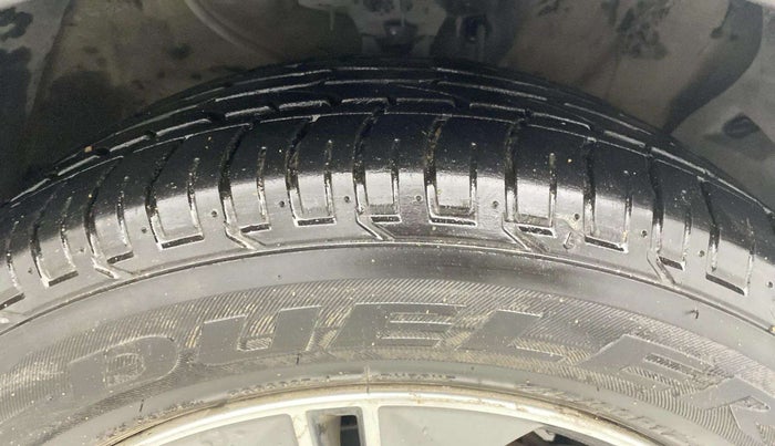2017 Hyundai Creta SX PLUS AT 1.6 PETROL, Petrol, Automatic, 59,762 km, Right Front Tyre Tread