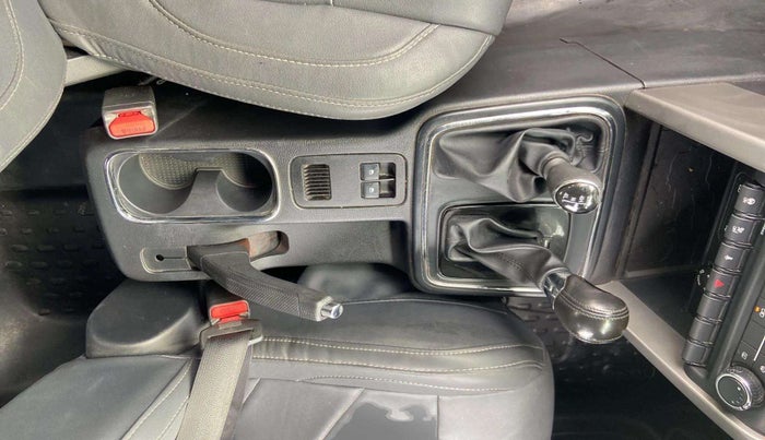 2021 Mahindra Thar LX PETROL HT 4WD AT, Petrol, Automatic, 48,493 km, Gear Lever