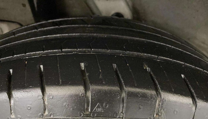 2022 Hyundai VENUE S 1.2, Petrol, Manual, 24,235 km, Right Rear Tyre Tread