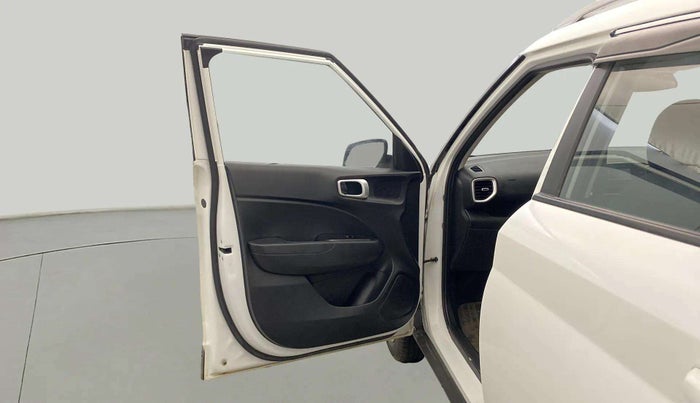 2022 Hyundai VENUE S 1.2, Petrol, Manual, 24,235 km, LHS Front Door