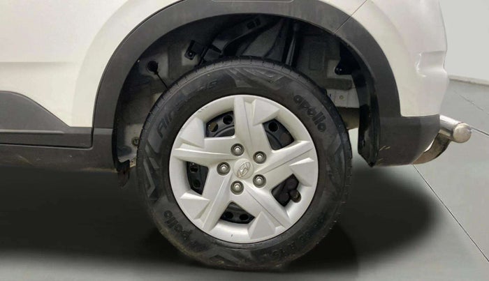 2022 Hyundai VENUE S 1.2, Petrol, Manual, 24,235 km, Left Rear Wheel