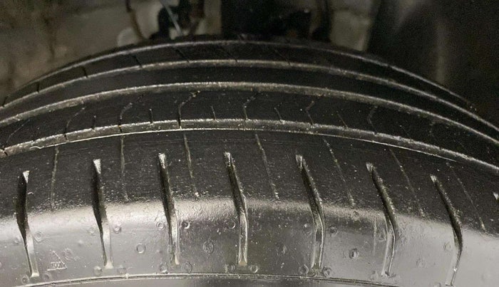 2022 Hyundai VENUE S 1.2, Petrol, Manual, 24,235 km, Right Front Tyre Tread